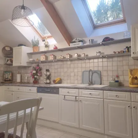 La Verte Colline 度假居 *